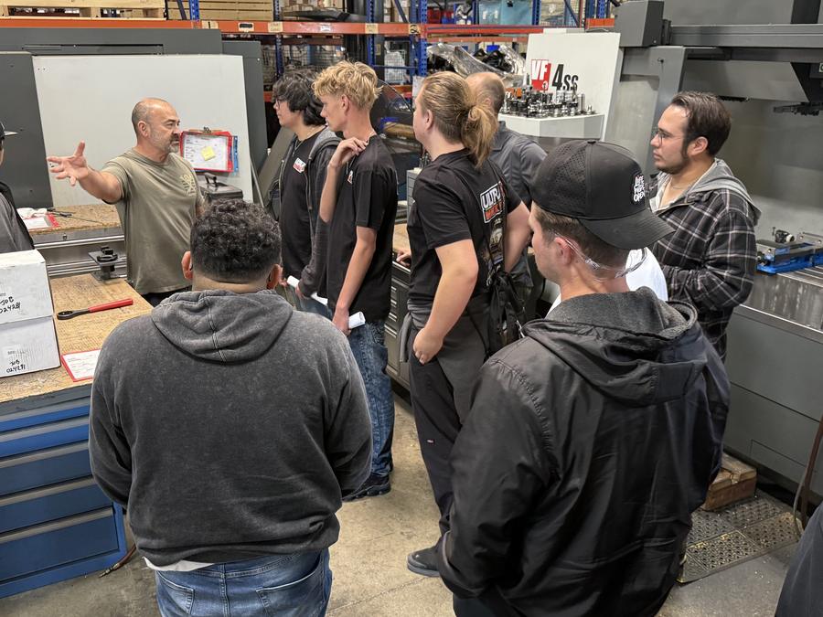 Axle assembly demonstration on the floor